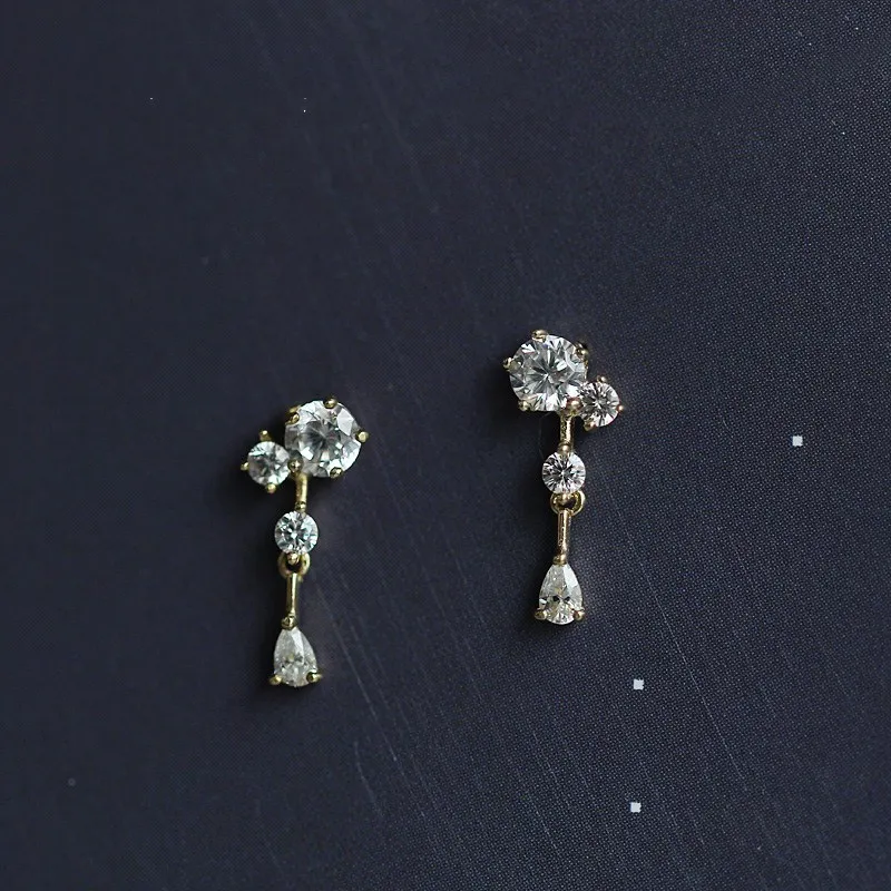 FINE GOLD/ 9k Solid Gold Unique Link Chain Crystal Studded Dainty Earring Women Minimal Simple Style Gift
FINE GOLD/ 9k Solid Gold Unique Link Chain Crystal Studded Dainty Earring Women Minimal Simple Style Gift