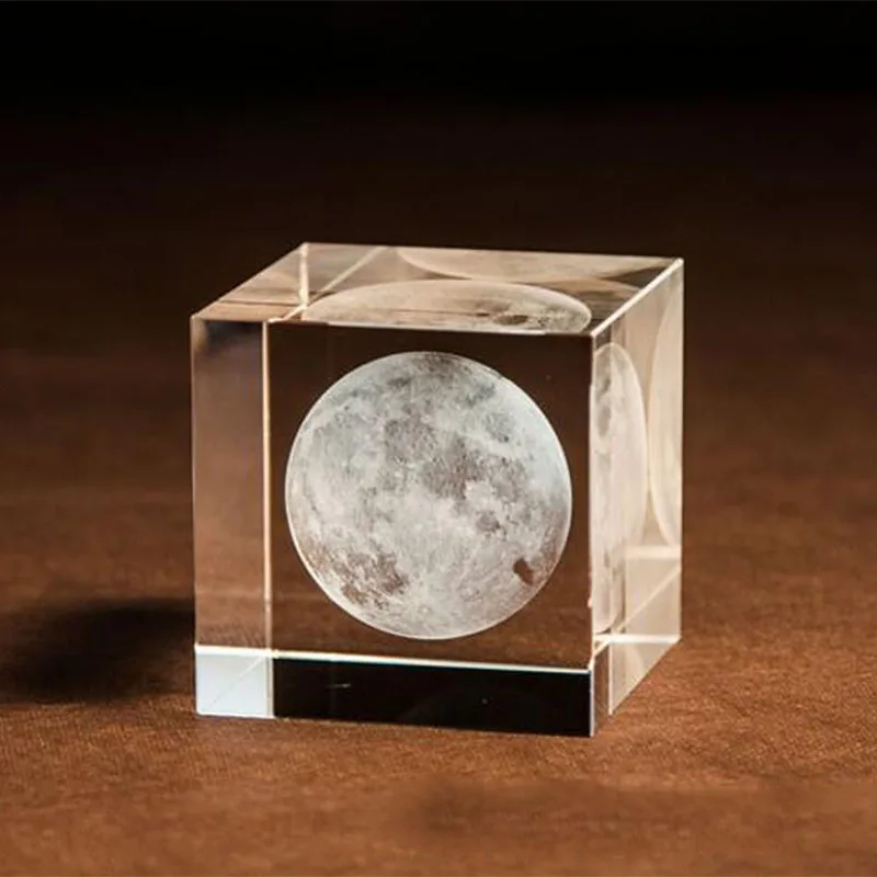 

6cm Crystal 3D Laser Engraved Moon Figurine Glass Cube Astronomy Ornaments Home Desk Decor Crafts Paperweight Astronomy Gift