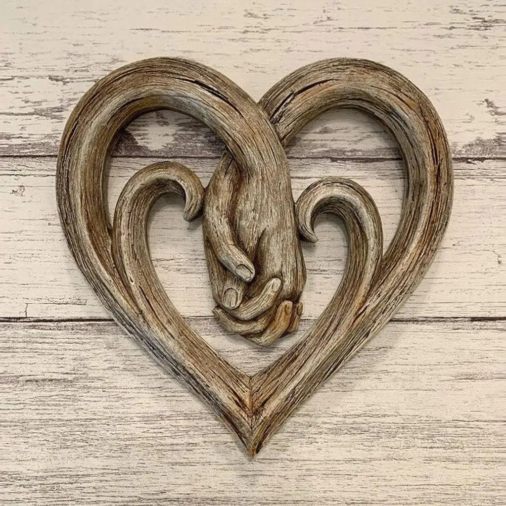 

Heart Pendant Sculptures Rustic Wall Hanging Wood Heart Holding Hands Wall Decor For Home Decor Room Decoration C3f7