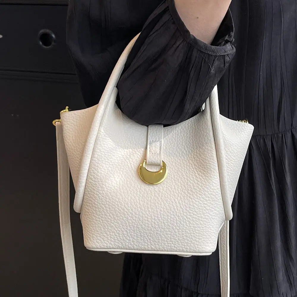 Винтажная простая сумка-мешок через плечо для женщин 2023, дизайнерская роскошная сумка, модные женские сумки через плечо из искусственной кожи
Винтажная простая сумка-мешок через плечо для женщин 2023, дизайнерская роскошная сумка, модные женские сумки через плечо из искусственной кожи