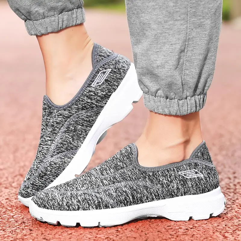 light breathable Women Sports Shoes 2022 Shoses Lightweight Sneakers Classic Summer Sport Shoes Womens Running Shoesd Footwear
light breathable Women Sports Shoes 2022 Shoses Lightweight Sneakers Classic Summer Sport Shoes Womens Running Shoesd Footwear