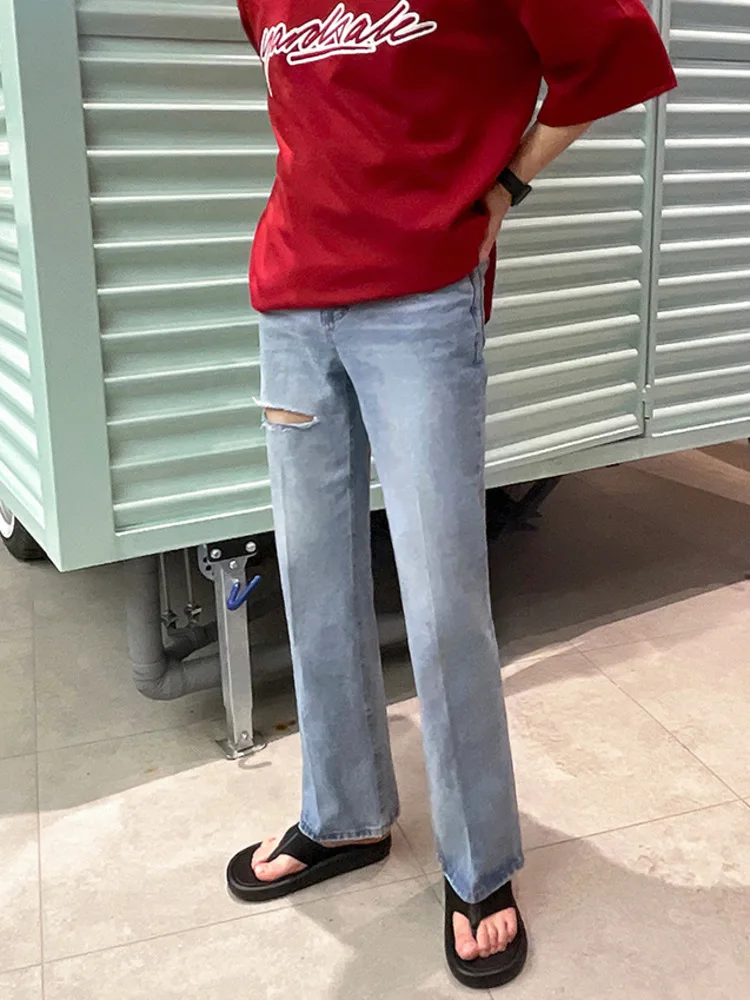 SYUHGFA Men Clothing 2022 Spring New Hole Design Korean Streetwear Fashion Straight Wide Legs Blue Jeans Casual Denim Trousers
SYUHGFA Men Clothing 2022 Spring New Hole Design Korean Streetwear Fashion Straight Wide Legs Blue Jeans Casual Denim Trousers