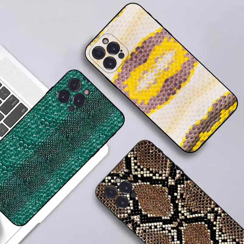 Snake Skin Phone Case Silicone Soft for iphone 14 13 12 11 Pro Mini XS MAX 8 7 6 Plus X XS XR Cover
Snake Skin Phone Case Silicone Soft for iphone 14 13 12 11 Pro Mini XS MAX 8 7 6 Plus X XS XR Cover