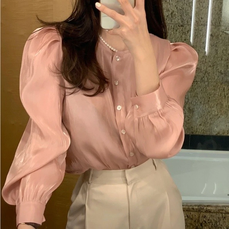Tulle Button Puff Sleeve Shirt O-Neck Pink Pearly Silky 2022 Spring Shirt Summer Korean Women's Top
Tulle Button Puff Sleeve Shirt O-Neck Pink Pearly Silky 2022 Spring Shirt Summer Korean Women's Top