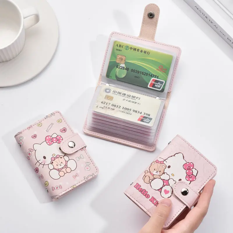 Sanrios Hello Kittys вместительный держатель для карт аниме Kawaii Мультфильм слот для нескольких карт ультратонкий кожаный чехол кожаные товары подарок
Sanrios Hello Kittys вместительный держатель для карт аниме Kawaii Мультфильм слот для нескольких карт ультратонкий кожаный чехол кожаные товары подарок