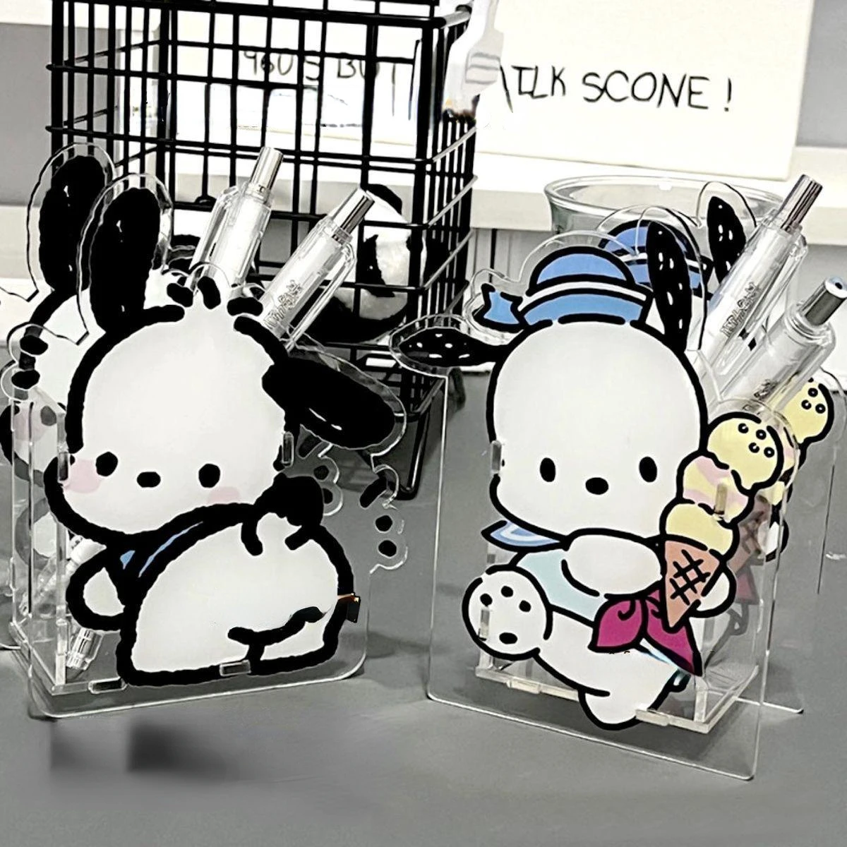 Sanrio Cartoon Pacha Dog Acrylic Transparent Pen Holder Student Cute Girly Heart Desktop Large Capacity Stationery Storage Box
Sanrio Cartoon Pacha Dog Acrylic Transparent Pen Holder Student Cute Girly Heart Desktop Large Capacity Stationery Storage Box