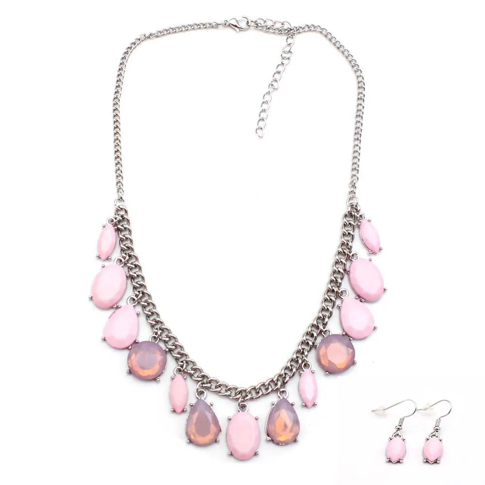 2022 New Fashion Necklaces & Pendants Design Golden Plating Metal Chain Necklace For Women Party Jewelry Chain Chokers Necklace
2022 New Fashion Necklaces & Pendants Design Golden Plating Metal Chain Necklace For Women Party Jewelry Chain Chokers Necklace