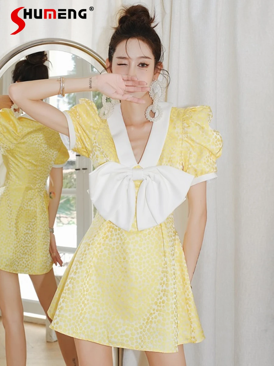French Style Bow Jacquard Dresses for Women Summer 2022 New Yellow Puff Sleeve Sweet V Neck Light Yellow Dress Vestidos De Mujer
French Style Bow Jacquard Dresses for Women Summer 2022 New Yellow Puff Sleeve Sweet V Neck Light Yellow Dress Vestidos De Mujer