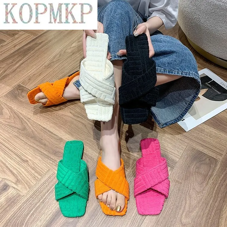Fashionable New Women Towel Pattern Slippers Female Candy Color Flat Bottom Thick Bottom Outer Wear Sandals Home Durable Slipper
Fashionable New Women Towel Pattern Slippers Female Candy Color Flat Bottom Thick Bottom Outer Wear Sandals Home Durable Slipper