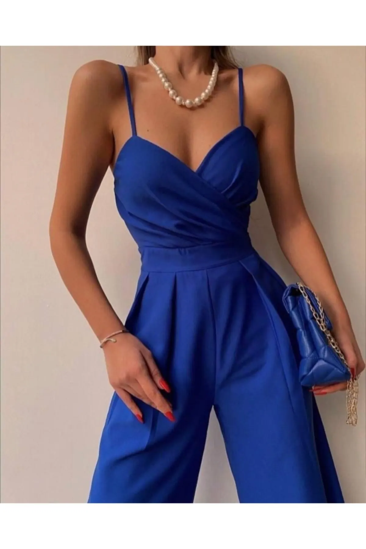 Women's Overalls Strap Sax Blue Jumpsuit Hot Style Quality Fabric Sleeveless Baggy Trousers Casual Jumpsuit
Women's Overalls Strap Sax Blue Jumpsuit Hot Style Quality Fabric Sleeveless Baggy Trousers Casual Jumpsuit