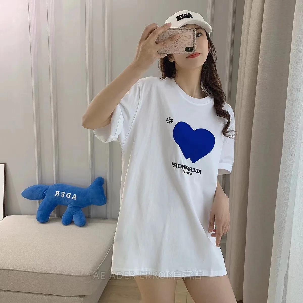 Korean version spring summer high quality velvet love 1:1 ADER ERROR letter embroidery men and women couple T-shirt top
Korean version spring summer high quality velvet love 1:1 ADER ERROR letter embroidery men and women couple T-shirt top