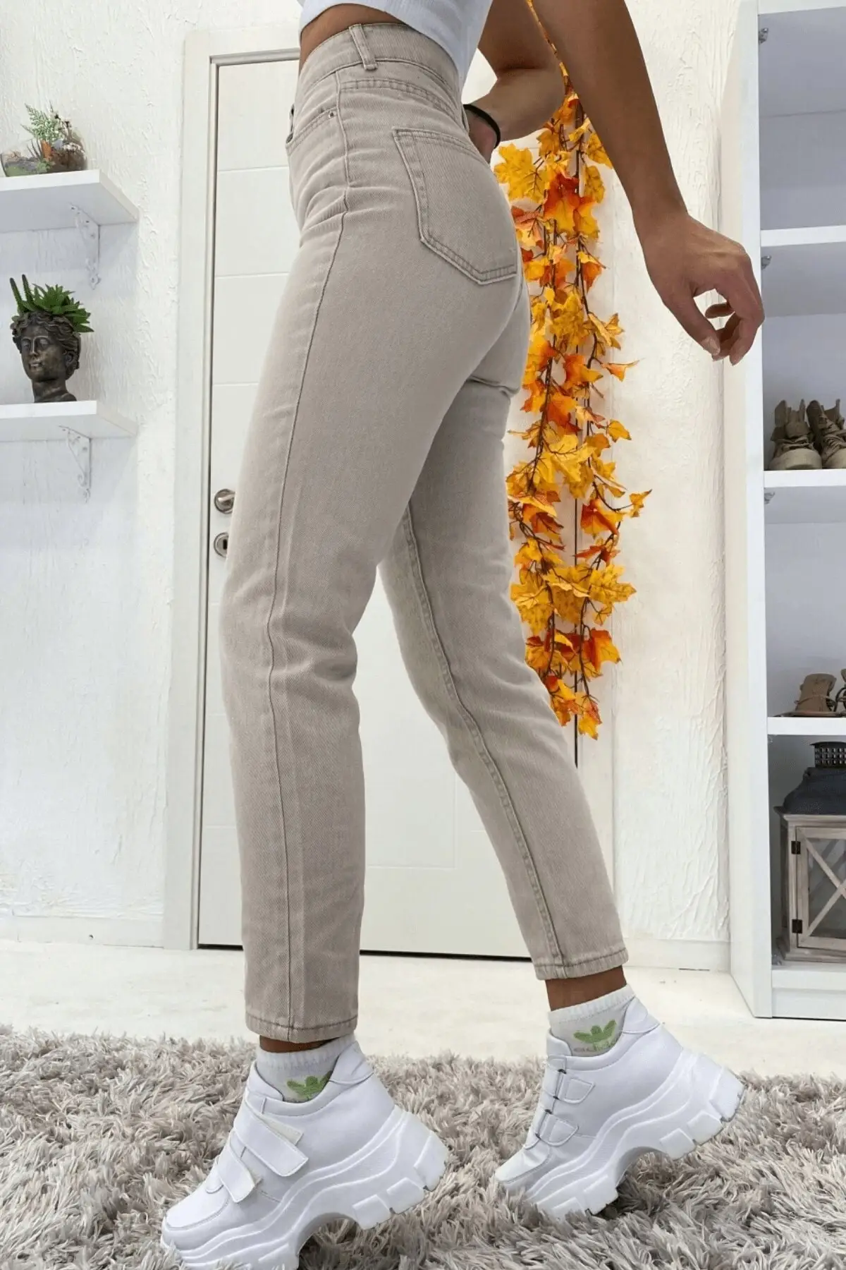 Mom Women's Beige Straight Jean Women Jeans 2021
Mom Women's Beige Straight Jean Women Jeans 2021