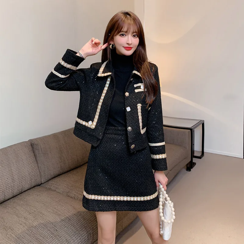 Women High Quality Tweed Suit 2022 Fall Winter New Fashion Office 2 Piece Set Chic Button Jacket Coat And Skirt
Women High Quality Tweed Suit 2022 Fall Winter New Fashion Office 2 Piece Set Chic Button Jacket Coat And Skirt