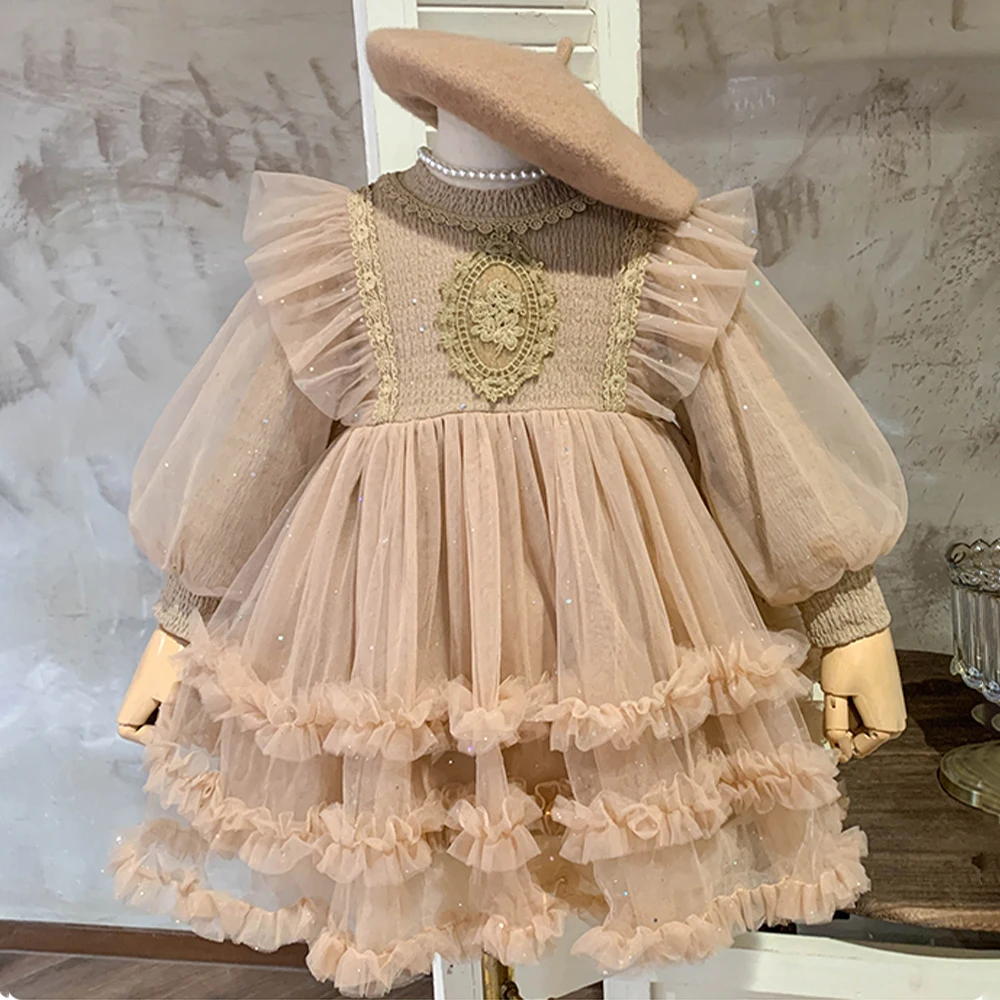 Luxury Lolita Dress for Girls Puff Sleeve Kid Girl Long Dress Fashion Elegant Children Dress Winter Girls Part Dress for Girl
Luxury Lolita Dress for Girls Puff Sleeve Kid Girl Long Dress Fashion Elegant Children Dress Winter Girls Part Dress for Girl