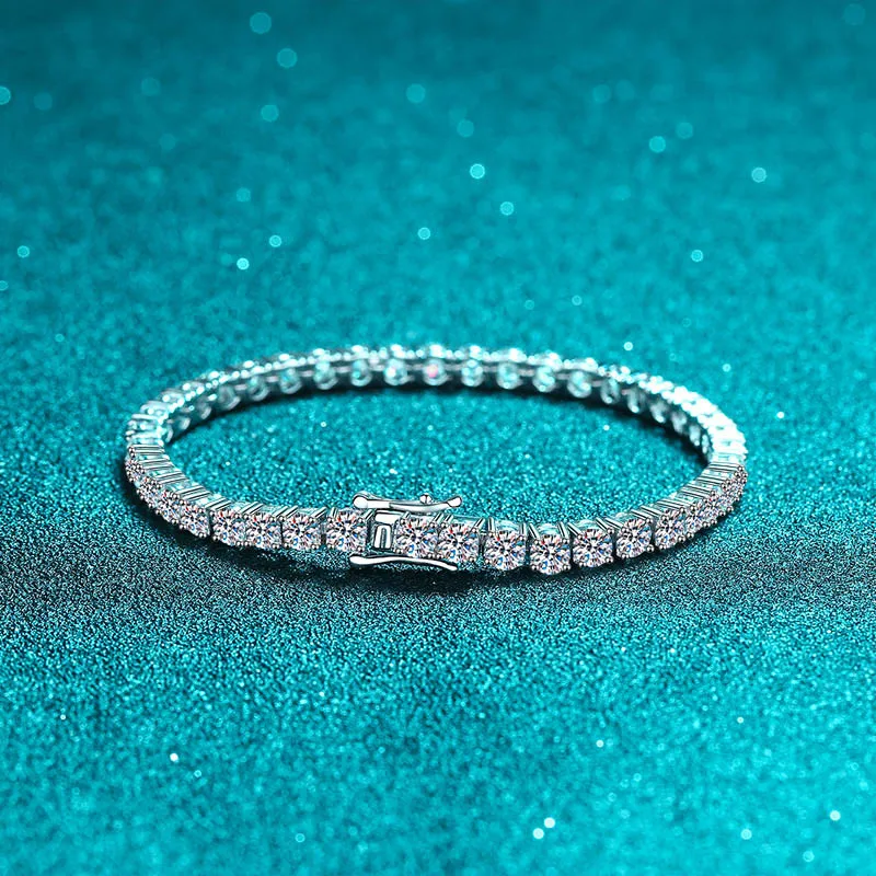 Trendy 925 Sterling Silver Bracelet for Women Pt950 Gold Studded 4-claw 4MM Moissanite Tennis Bracelet Cool Hip Hop Fine Jewelry
Trendy 925 Sterling Silver Bracelet for Women Pt950 Gold Studded 4-claw 4MM Moissanite Tennis Bracelet Cool Hip Hop Fine Jewelry
