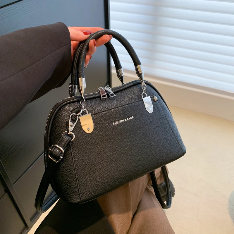 Summer Candy Color Hand Bags for Women Brand Wooden Clip Shoulder Bag Fashion Purse and Handbag Designer Crossbody Bag Cute Hobo
Summer Candy Color Hand Bags for Women Brand Wooden Clip Shoulder Bag Fashion Purse and Handbag Designer Crossbody Bag Cute Hobo