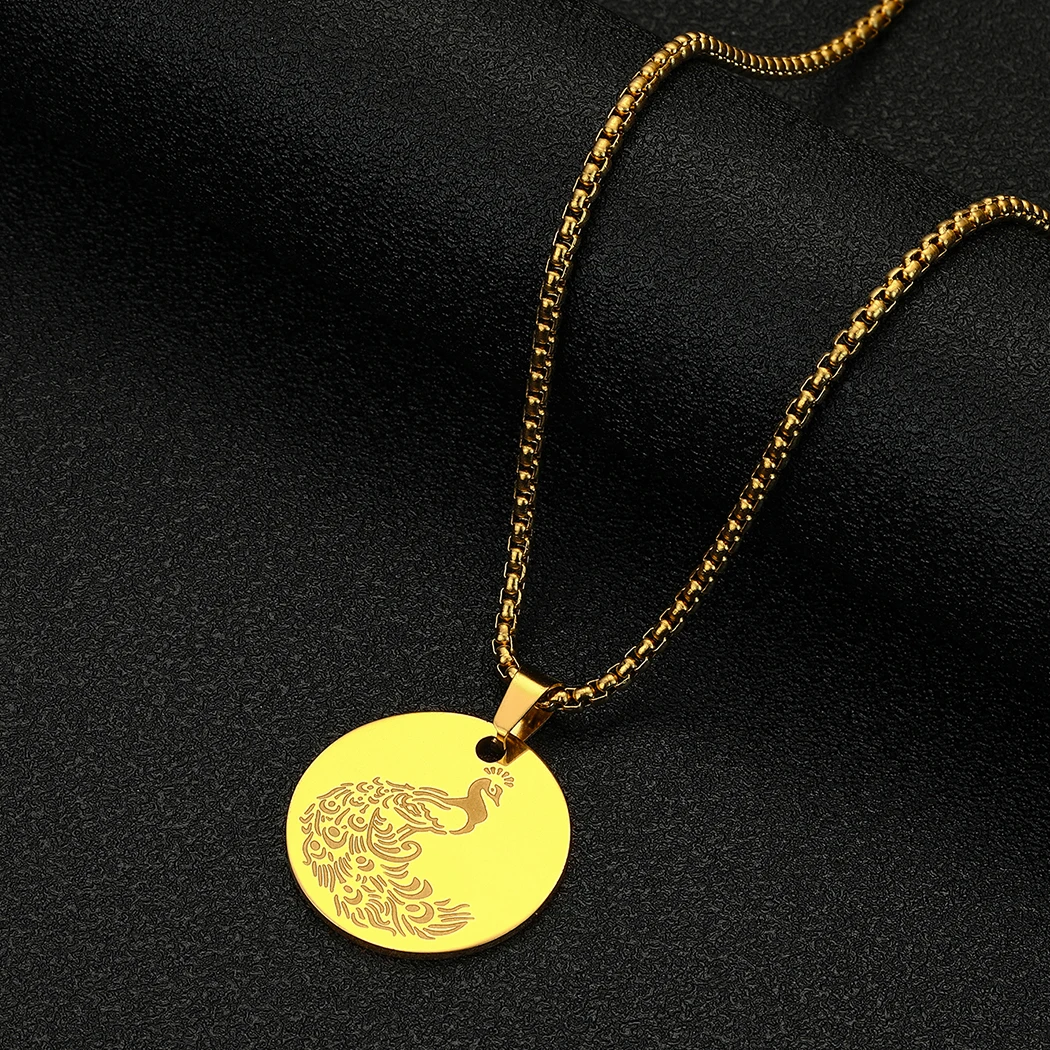 CHENGXUN Stainless Steel Dainty Peacock Pendant Peacock Necklace Delicate Peacock Bird Charm Jewelry Men and Women
CHENGXUN Stainless Steel Dainty Peacock Pendant Peacock Necklace Delicate Peacock Bird Charm Jewelry Men and Women