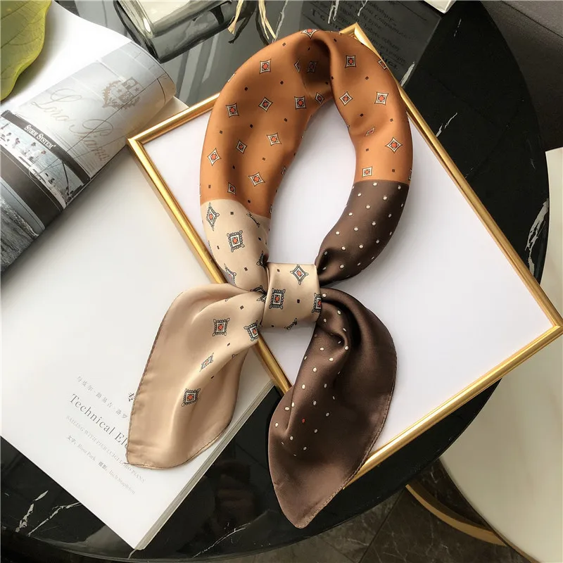 2023New Women Scarf Pure Silk Small Neck Hairband Design Print Foulard Female High Quality Neckerchief Fashion Lady Bandana
2023New Women Scarf Pure Silk Small Neck Hairband Design Print Foulard Female High Quality Neckerchief Fashion Lady Bandana