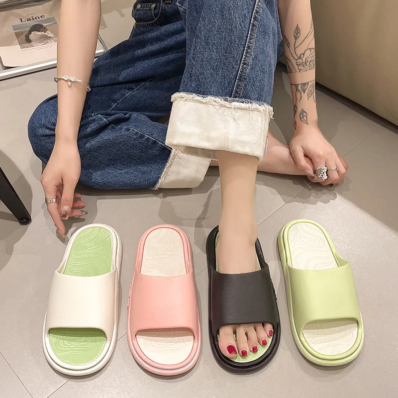 A0273 Summer slippers for women's dormitory home, cute, durable, non-slip, wear-resistant, anti-odor two-color slippers, colorfu
A0273 Summer slippers for women's dormitory home, cute, durable, non-slip, wear-resistant, anti-odor two-color slippers, colorfu