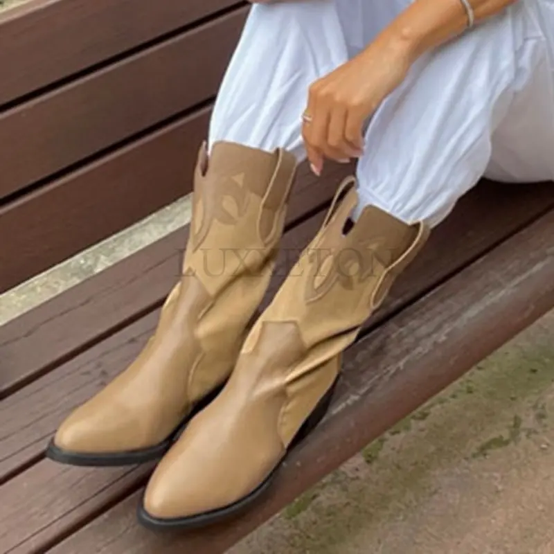 Autumn Vintage Women Western Short Boots Chunky Heels Hot Ladies Cowgirl Cowboy Ankle Booties Chunky Heels Shoes for Woman
Autumn Vintage Women Western Short Boots Chunky Heels Hot Ladies Cowgirl Cowboy Ankle Booties Chunky Heels Shoes for Woman