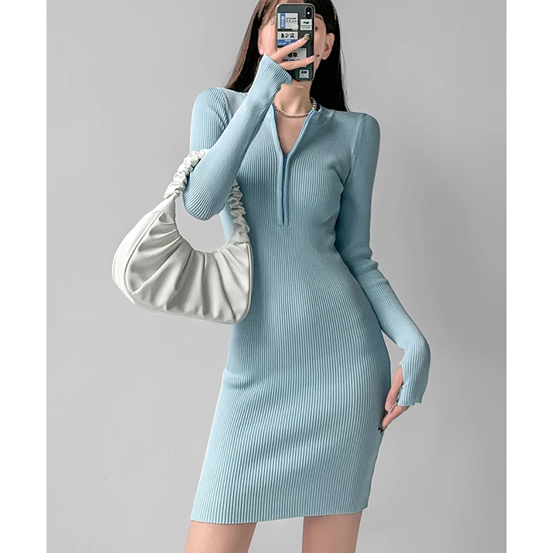 Spice Girl Style Half High Neck Zipper Buttock Bottomed Skirt Women's Spring And Autumn Sexy Knitted Pure Desire Dress
Spice Girl Style Half High Neck Zipper Buttock Bottomed Skirt Women's Spring And Autumn Sexy Knitted Pure Desire Dress