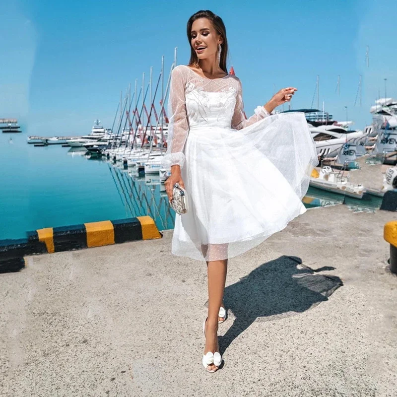 Beach Short Tulle Wedding Dress Puff Sheer Long Sleeves Lace Applique Beading Bridal Gown for Woman Bridal Robe Vestido De Novia
Beach Short Tulle Wedding Dress Puff Sheer Long Sleeves Lace Applique Beading Bridal Gown for Woman Bridal Robe Vestido De Novia