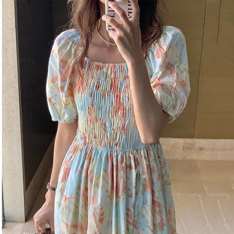 Summer 2022 New Korean Chic Western Style Retro Halo Dyed Decor Square Neck Waist Slim Bubble Sleeve Dress Women Party Dresses 
Summer 2022 New Korean Chic Western Style Retro Halo Dyed Decor Square Neck Waist Slim Bubble Sleeve Dress Women Party Dresses