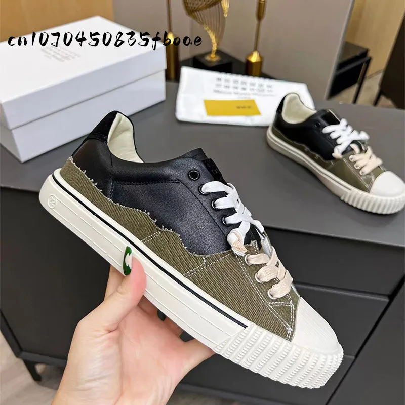 2022 Winter Women Shoe MM6 Mixed Retro 90S Casual Shoes Genuine leather Canvas shoes Top Quality Luxury Design
2022 Winter Women Shoe MM6 Mixed Retro 90S Casual Shoes Genuine leather Canvas shoes Top Quality Luxury Design
