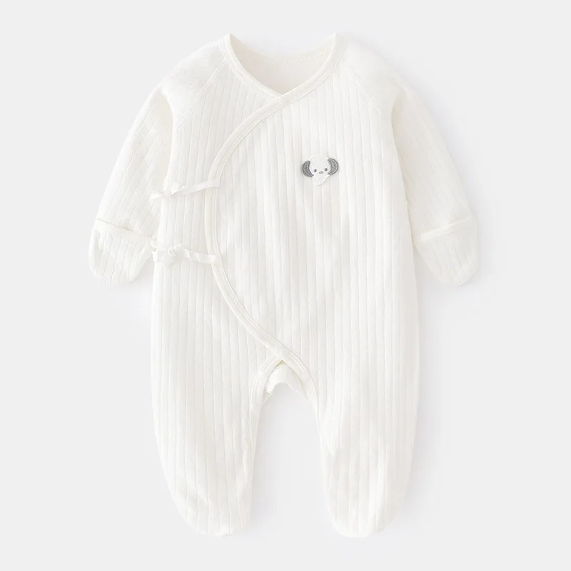 Newborn foot-covered one-piece baby boneless romper autumn and winter newborn foot-covered jumpsuit with hand-wrapped baby
Newborn foot-covered one-piece baby boneless romper autumn and winter newborn foot-covered jumpsuit with hand-wrapped baby