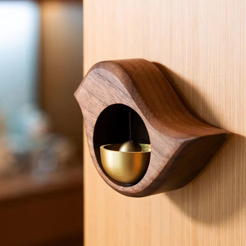 Doorbell Wood Bird Bell Magnetic Force Door Chimes Hanging Suction Pure Copper Entrance Opening Wind Decor for Home Decoration
Doorbell Wood Bird Bell Magnetic Force Door Chimes Hanging Suction Pure Copper Entrance Opening Wind Decor for Home Decoration