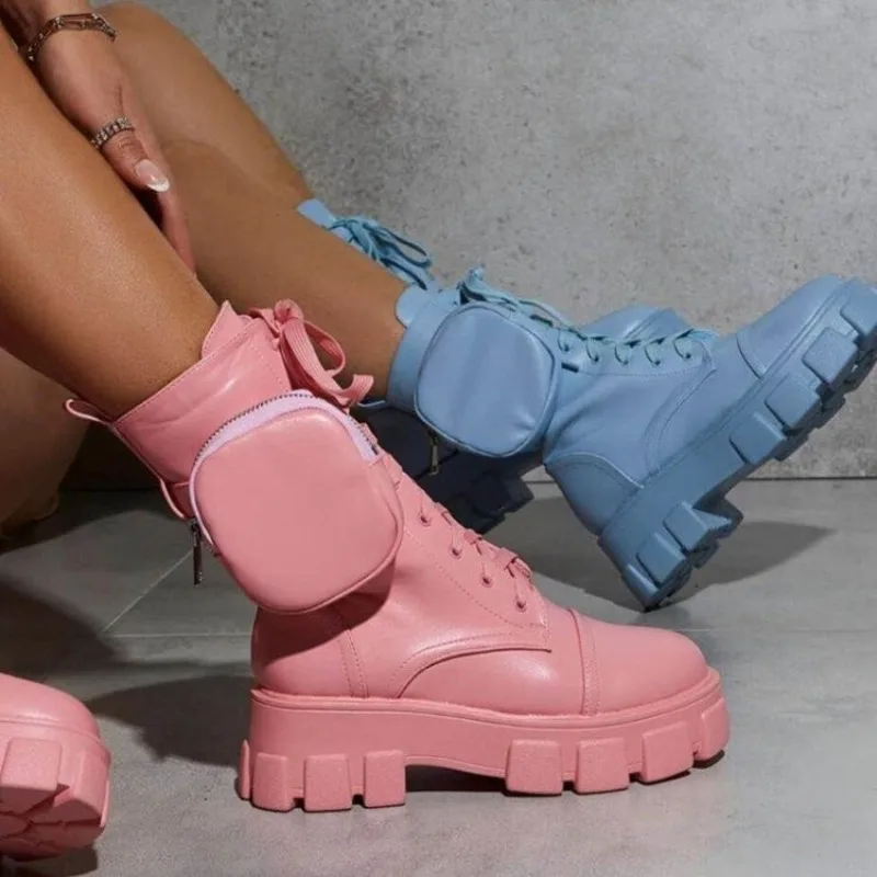 Black Punk Platform Women's Boots 2023 New Belt Buckle Pocket Design Ladies Gothic Shoes Autumn Winter Lace-up Motorcycle Boots
Black Punk Platform Women's Boots 2023 New Belt Buckle Pocket Design Ladies Gothic Shoes Autumn Winter Lace-up Motorcycle Boots