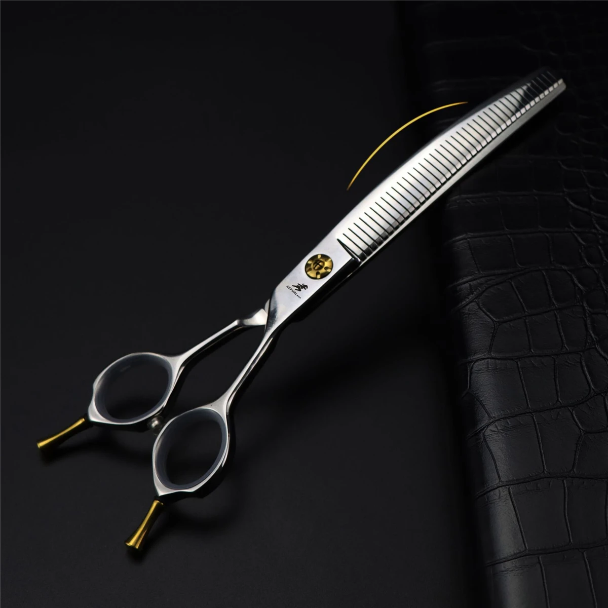 Dog 7.25 Scissors Thinning Dropshipping Pet Chunker Scissors Animal Grooming Professional Scissors Curved 
Dog 7.25 Scissors Thinning Dropshipping Pet Chunker Scissors Animal Grooming Professional Scissors Curved