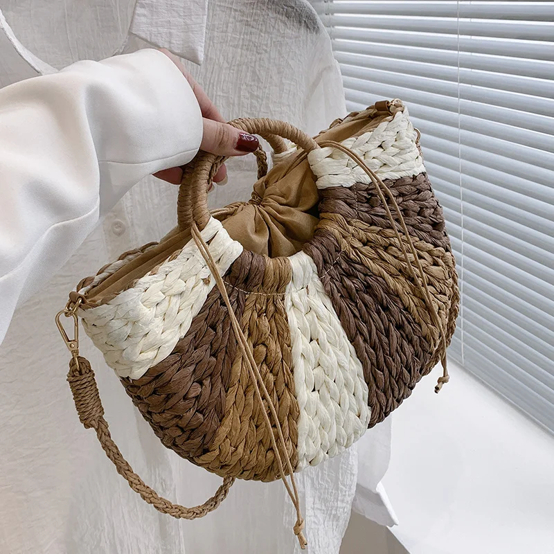 2023 New Summer Straw Bag For Women Splicing Beach Bag Braided Handmade Handbag Bohemia Vacation tote Bag Ladies Baskets bag
2023 New Summer Straw Bag For Women Splicing Beach Bag Braided Handmade Handbag Bohemia Vacation tote Bag Ladies Baskets bag