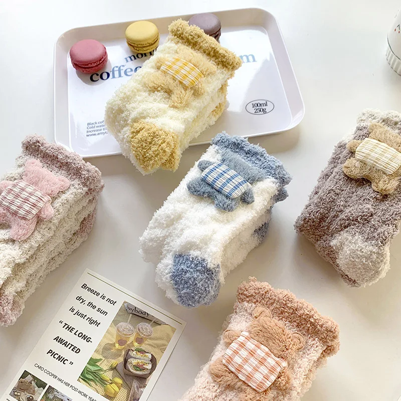 Coral down socks for women winter thickened warm home sleeping socks thickened home floor socks wholesale
Coral down socks for women winter thickened warm home sleeping socks thickened home floor socks wholesale