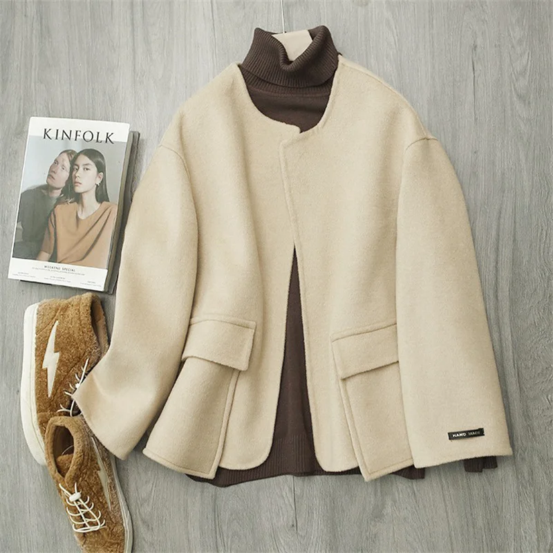 Handmade fashion camel double -sided hair woolen for women's short wool jacket coat female 2022 autumn winter female clothing
Handmade fashion camel double -sided hair woolen for women's short wool jacket coat female 2022 autumn winter female clothing