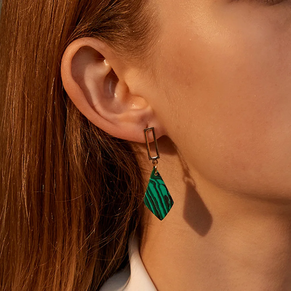 Fashion Black Marble Texture Rhombus Dangle Earrings for Woman Retro Elegant Golden Rectangle Rhombus Earrings for Woman Jewelry 
Fashion Black Marble Texture Rhombus Dangle Earrings for Woman Retro Elegant Golden Rectangle Rhombus Earrings for Woman Jewelry