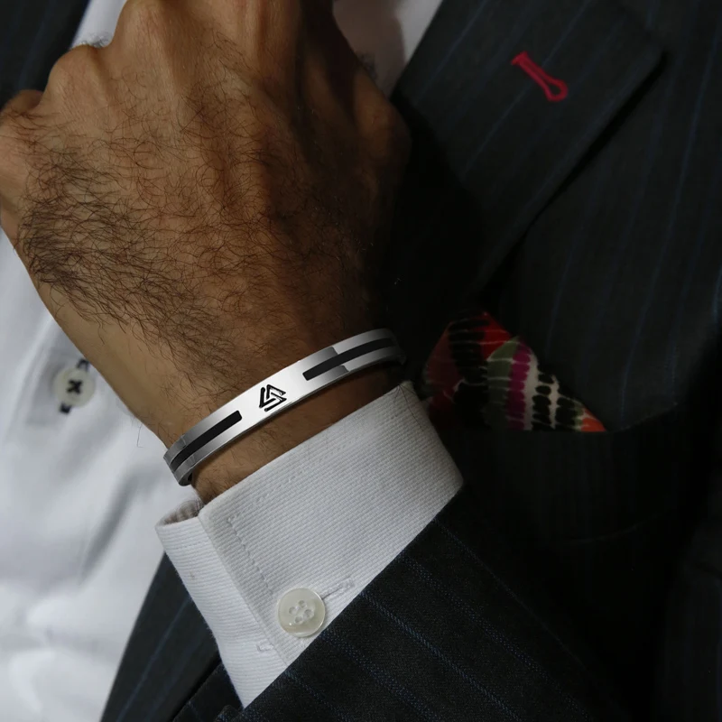 Men Bangle, Enemal Bangle Mens, Viking Logo Cuff Bracelet For Gentleman ,Stainless Steel Minimalist Bracelets
Men Bangle, Enemal Bangle Mens, Viking Logo Cuff Bracelet For Gentleman ,Stainless Steel Minimalist Bracelets