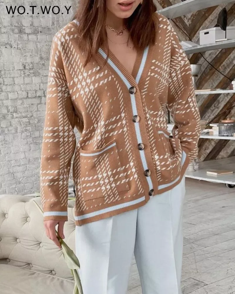 WOTWOY Jacquard Knitted V-Neck Cardigan Women Autumn Winter Buttons-Up Loose Printed Sweater Female Kimono Cardigans Knit Tops
WOTWOY Jacquard Knitted V-Neck Cardigan Women Autumn Winter Buttons-Up Loose Printed Sweater Female Kimono Cardigans Knit Tops