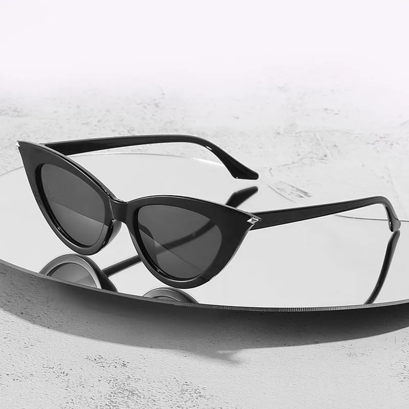 Fashion Cat Eye Sunglasses Luxury Brand Designer Vintage Women Sun Glasses Female UV400 Shades Eyewear Oculos De Sol
Fashion Cat Eye Sunglasses Luxury Brand Designer Vintage Women Sun Glasses Female UV400 Shades Eyewear Oculos De Sol