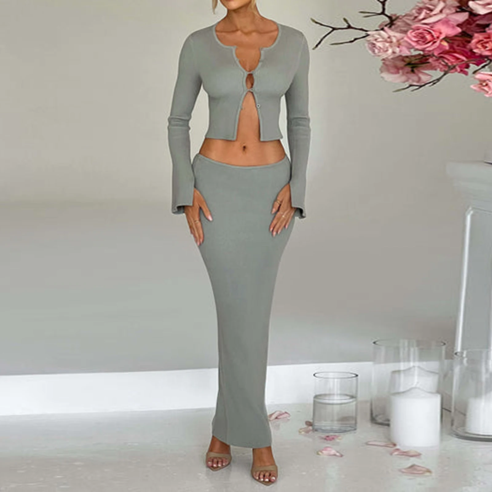 Women Sexy Knitted Skirt Suit Single Breasted Ladies Bodycon Tank Top Skirt Navel Exposed Slim Fit Long Sleeve Vacation Outfit 
Women Sexy Knitted Skirt Suit Single Breasted Ladies Bodycon Tank Top Skirt Navel Exposed Slim Fit Long Sleeve Vacation Outfit