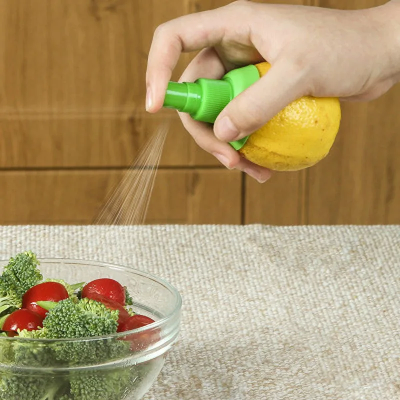 Lemon juice sprayer Citrus sprayer Manual fruit orange juice squeezer Mini juicer Kitchen accessories Lemon juicer Kitchen tools 
Lemon juice sprayer Citrus sprayer Manual fruit orange juice squeezer Mini juicer Kitchen accessories Lemon juicer Kitchen tools