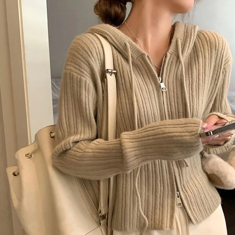 Slouchy hooded sweater women's new slim zipper-knit cardigan jacket for autumn and winter
Slouchy hooded sweater women's new slim zipper-knit cardigan jacket for autumn and winter