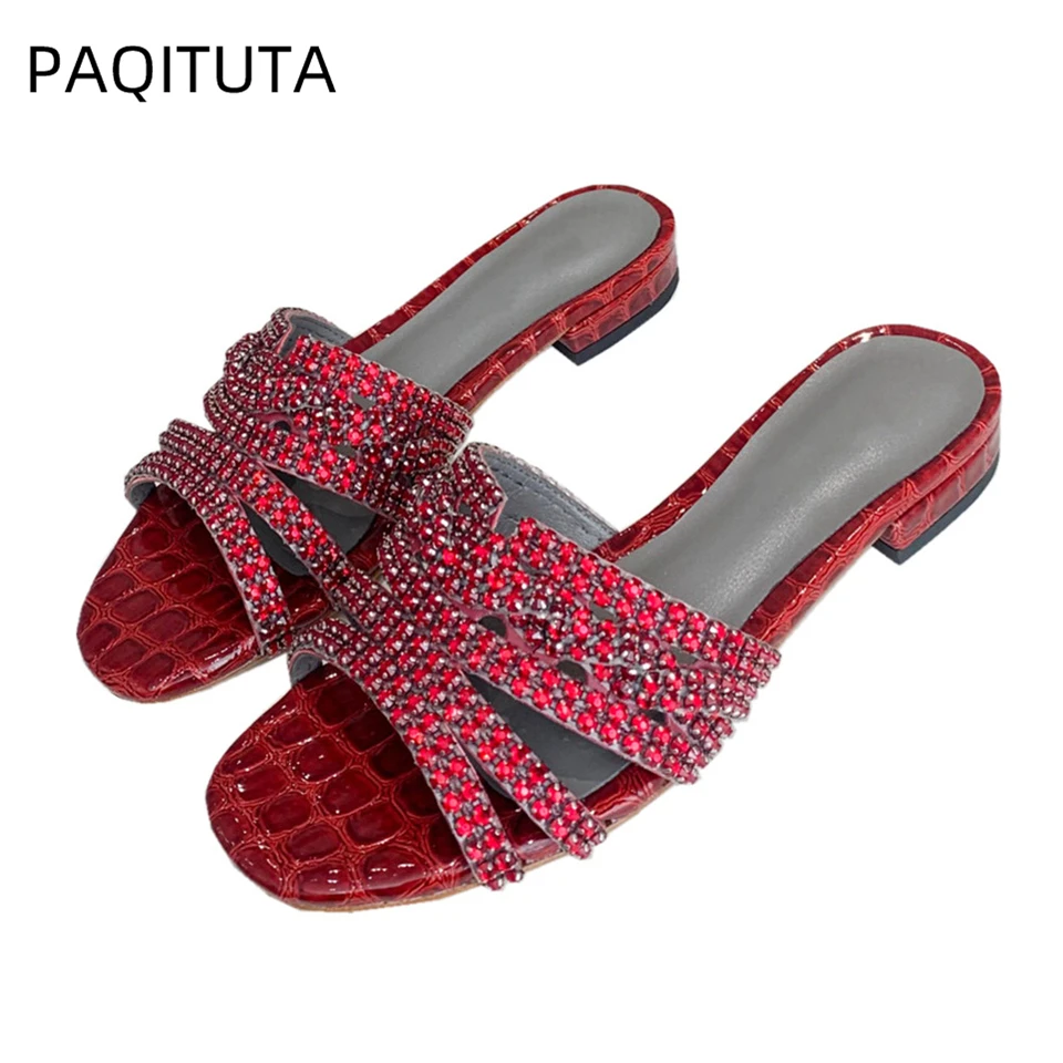 Jeweled Diamond Flat Heel Slippers Women Genuine Leather Multicolor Open Toe Fretwork Slip-On Rhinestone Slides Summer
Jeweled Diamond Flat Heel Slippers Women Genuine Leather Multicolor Open Toe Fretwork Slip-On Rhinestone Slides Summer