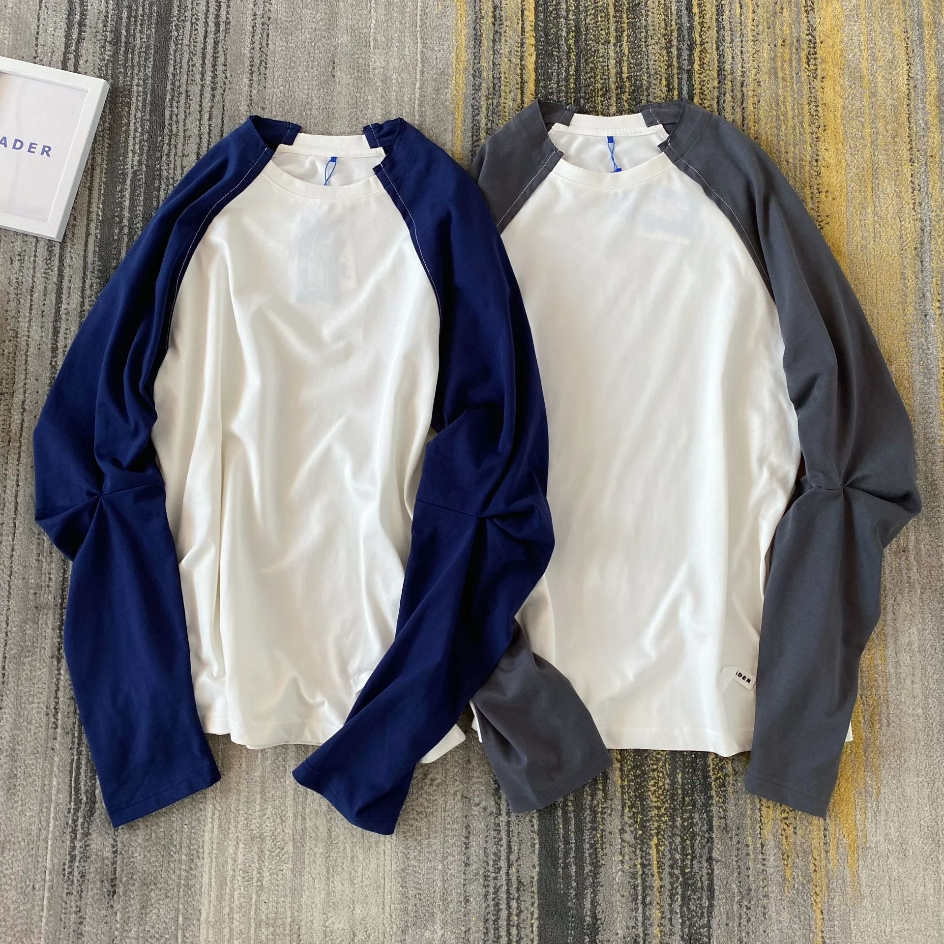 ADER ERROR 21FW Raglan Sleeves Hit Color Long Sleeve TOP Adererror Letter Patch T-shirt Men Women 1:1 Best Quality bottoming Tee
ADER ERROR 21FW Raglan Sleeves Hit Color Long Sleeve TOP Adererror Letter Patch T-shirt Men Women 1:1 Best Quality bottoming Tee