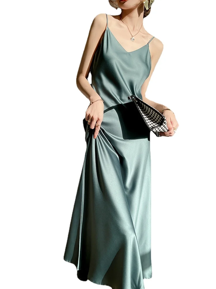 Women Summer Fashion Sexy V Neck Sleeveless Basic Spaghetti Strap High Waist Slim Fit Dress Black/White/Green/Navy
Women Summer Fashion Sexy V Neck Sleeveless Basic Spaghetti Strap High Waist Slim Fit Dress Black/White/Green/Navy