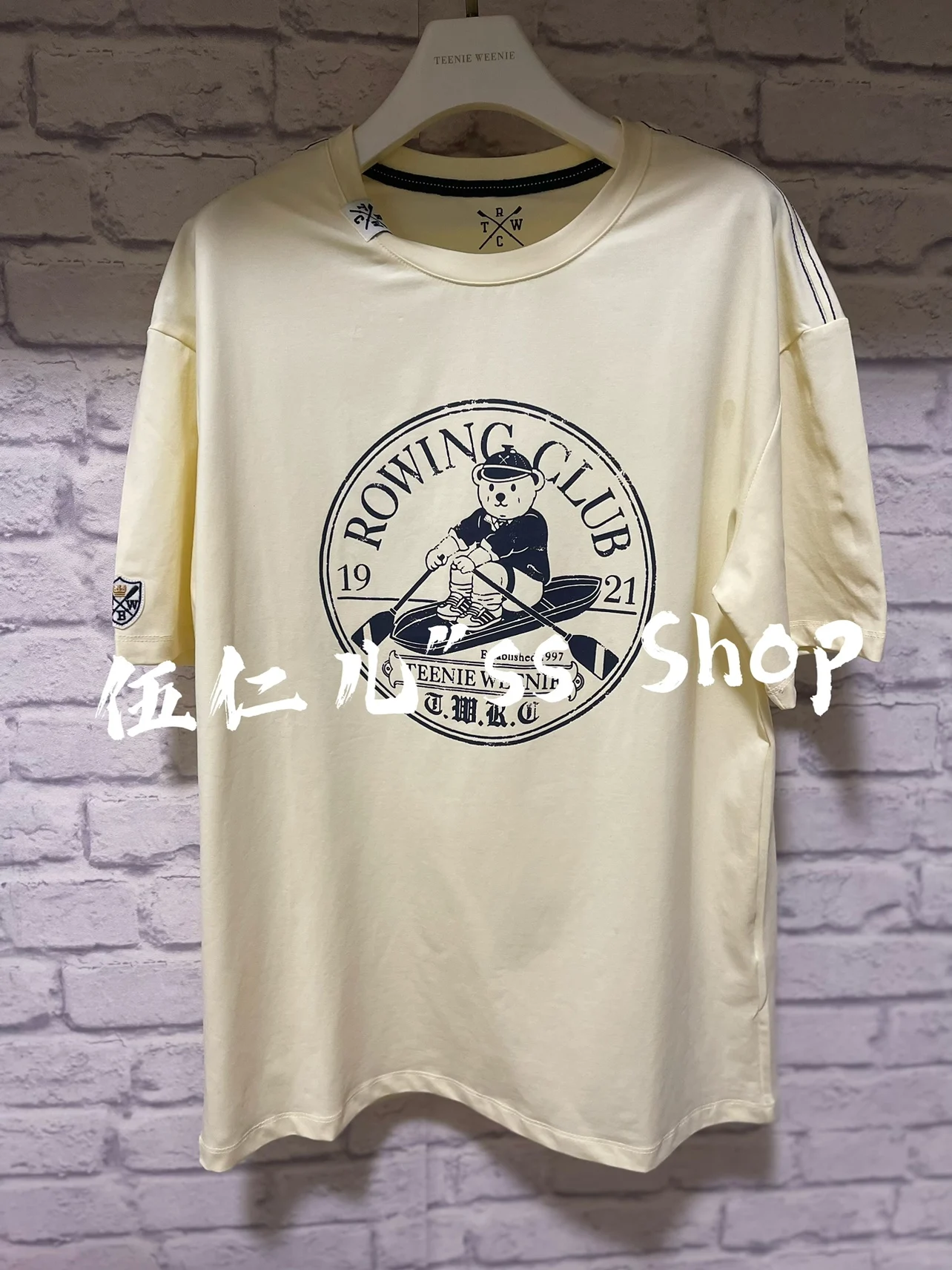 Cartoon Bear Print Fashion Women White Tees Summer Cotton Fabric Lady Casual JK t-Shirt Tops Clothes
Cartoon Bear Print Fashion Women White Tees Summer Cotton Fabric Lady Casual JK t-Shirt Tops Clothes