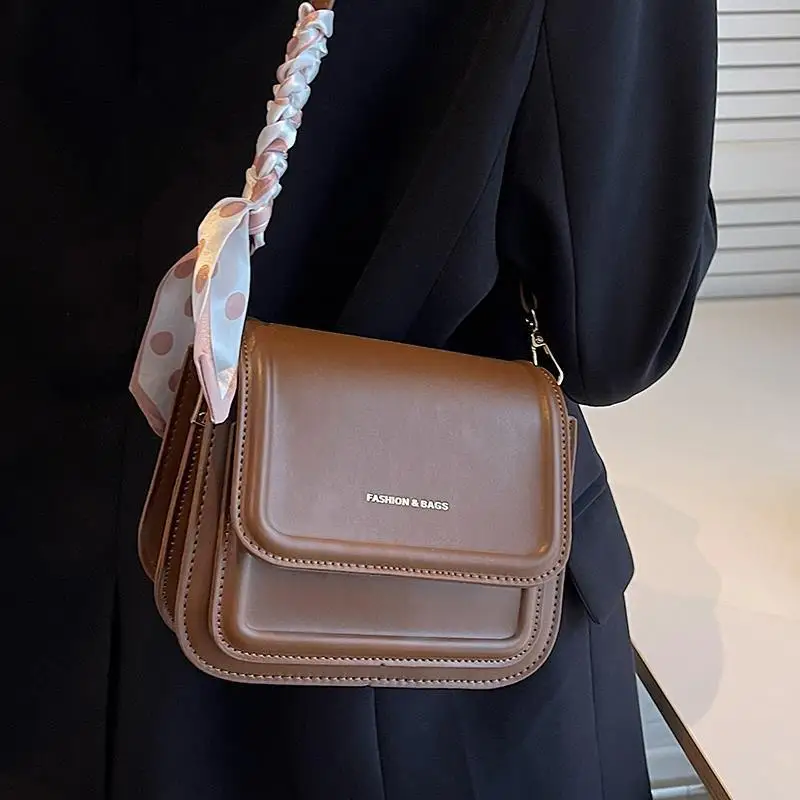 Fashion Vintage Shoulder Bag for Women PU Leather Solid Color College Style Good-Quality Simple Square Flip Cover Crossbody Bags 
Fashion Vintage Shoulder Bag for Women PU Leather Solid Color College Style Good-Quality Simple Square Flip Cover Crossbody Bags
