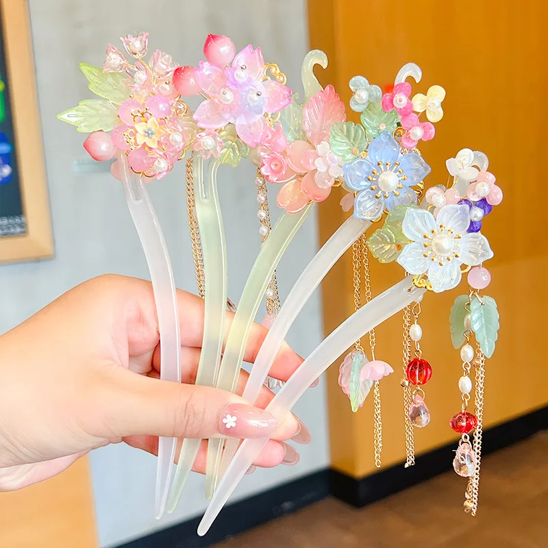 Girls Ancient Style Tassel Hairpin Hanfu Costume Headdress Children's Sweet Cute Step Shaking Hair Accessories
Girls Ancient Style Tassel Hairpin Hanfu Costume Headdress Children's Sweet Cute Step Shaking Hair Accessories
