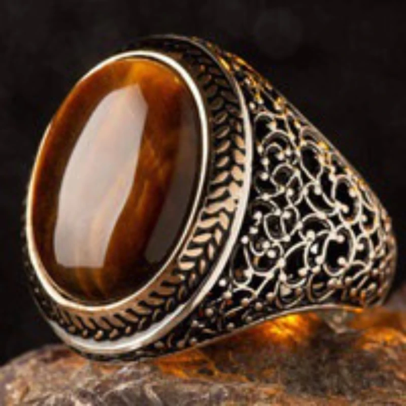New Classic Fashion Two Tone Ring Inlaid Zircon Jewelry Engraved Pattern Ring for Women Men Party Jewelry Gift
New Classic Fashion Two Tone Ring Inlaid Zircon Jewelry Engraved Pattern Ring for Women Men Party Jewelry Gift
