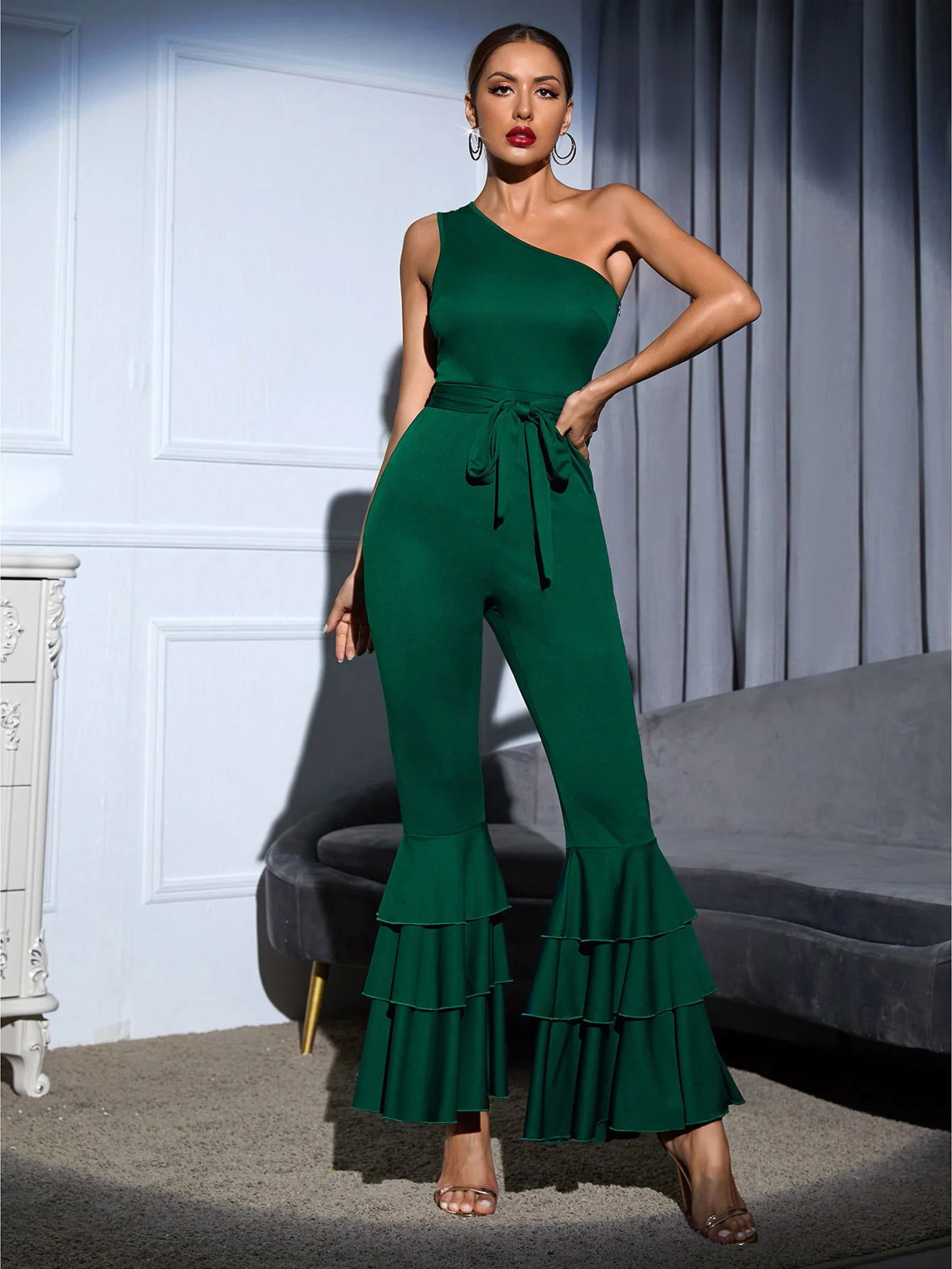 2022 Fashion Women Jumpsuits Single Shoulder Multi-layer Ruffle Hem Slim Fit Fashion Jumpsuit Pants Party Prom
2022 Fashion Women Jumpsuits Single Shoulder Multi-layer Ruffle Hem Slim Fit Fashion Jumpsuit Pants Party Prom